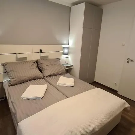 Kadarka Apartman - Szekszárd Exterior foto
